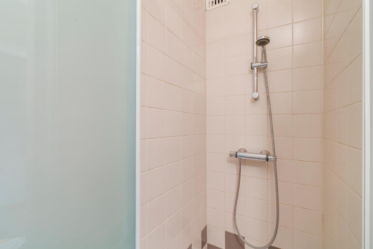 Apartamento Zonnig Familie App Op Zeedijk Met Zeezicht Voor 6P Ostende Exterior foto